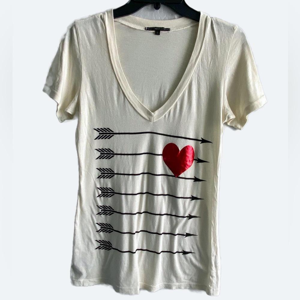 Truly Madly Deeply Arrows & Heart Graphic T-Shirt Women’s size Large